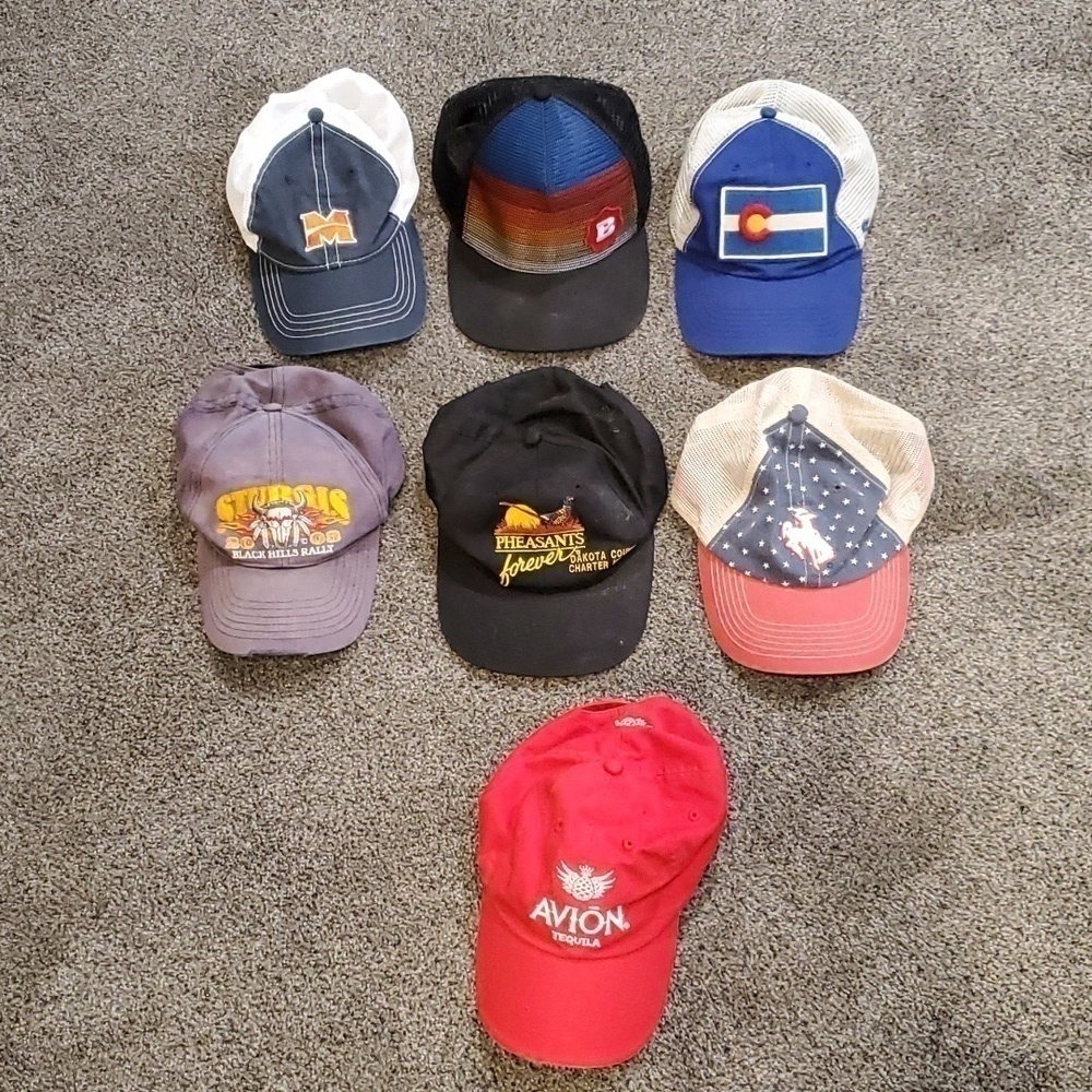 Lot of the 7 Vintage Truckers mesh Hats associated 80'90'00'10's